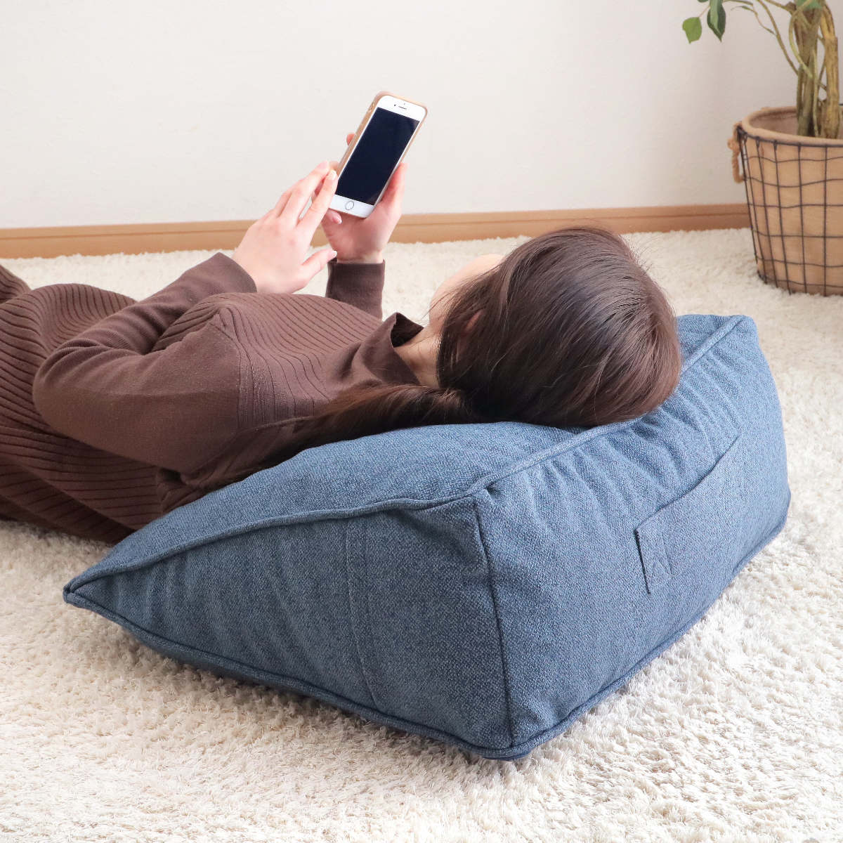 特典付き 背もたれクッション 幅60cm 4WAY 三角 カバー付き 洗える 足