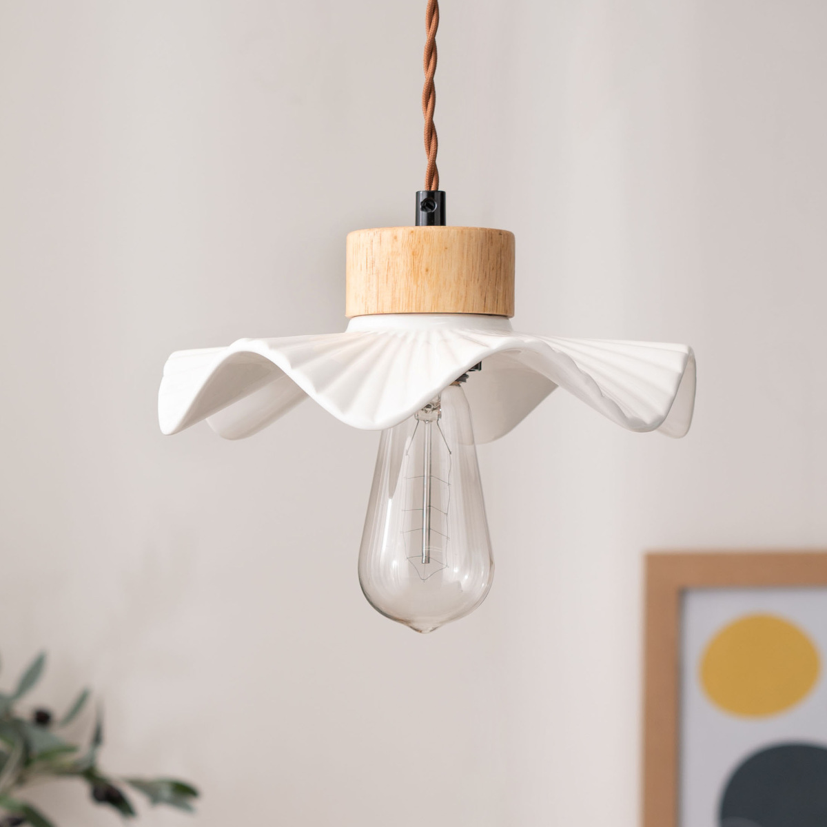 東谷 ペンダントライト 陶器 天然木 電球付き 波型 （ LED E26 北欧