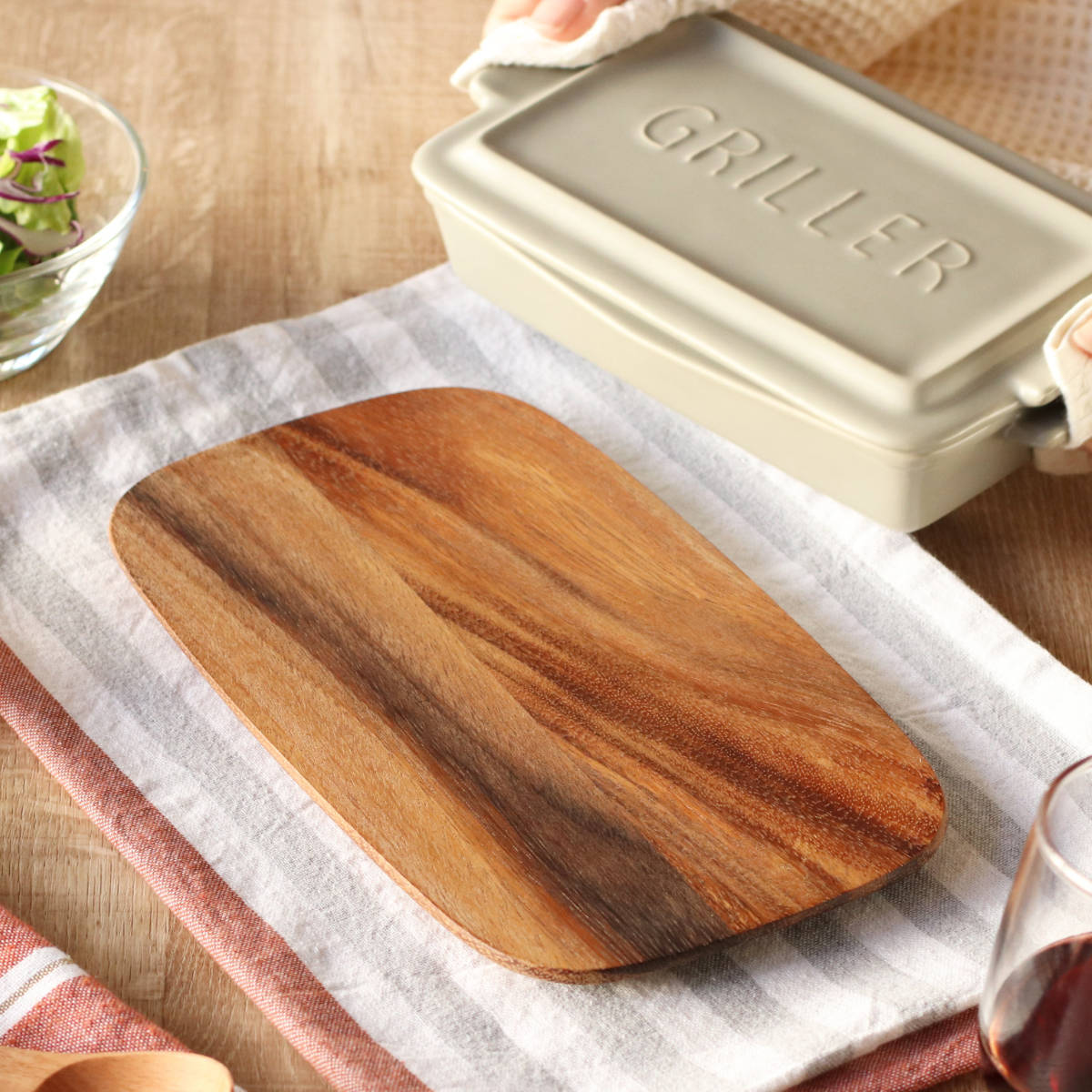 カッティングボード TOOLS ウッドボード S （ まな板 鍋敷き なべしき