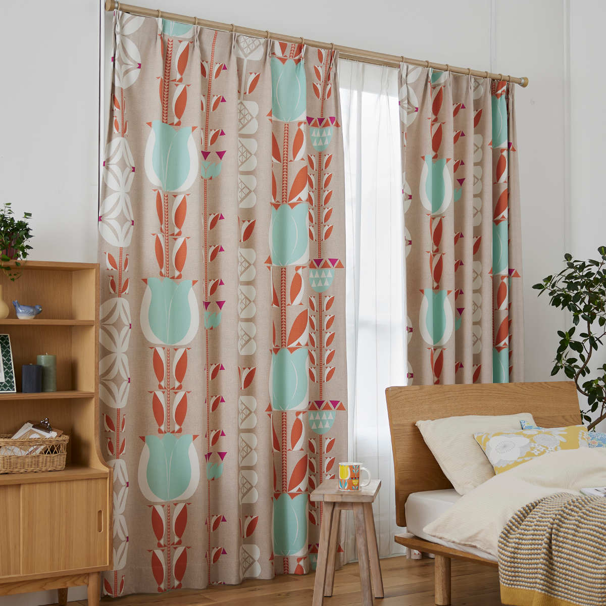 スミノエ カーテン 遮光3級 チューリッペン 100×200cm 1枚入り