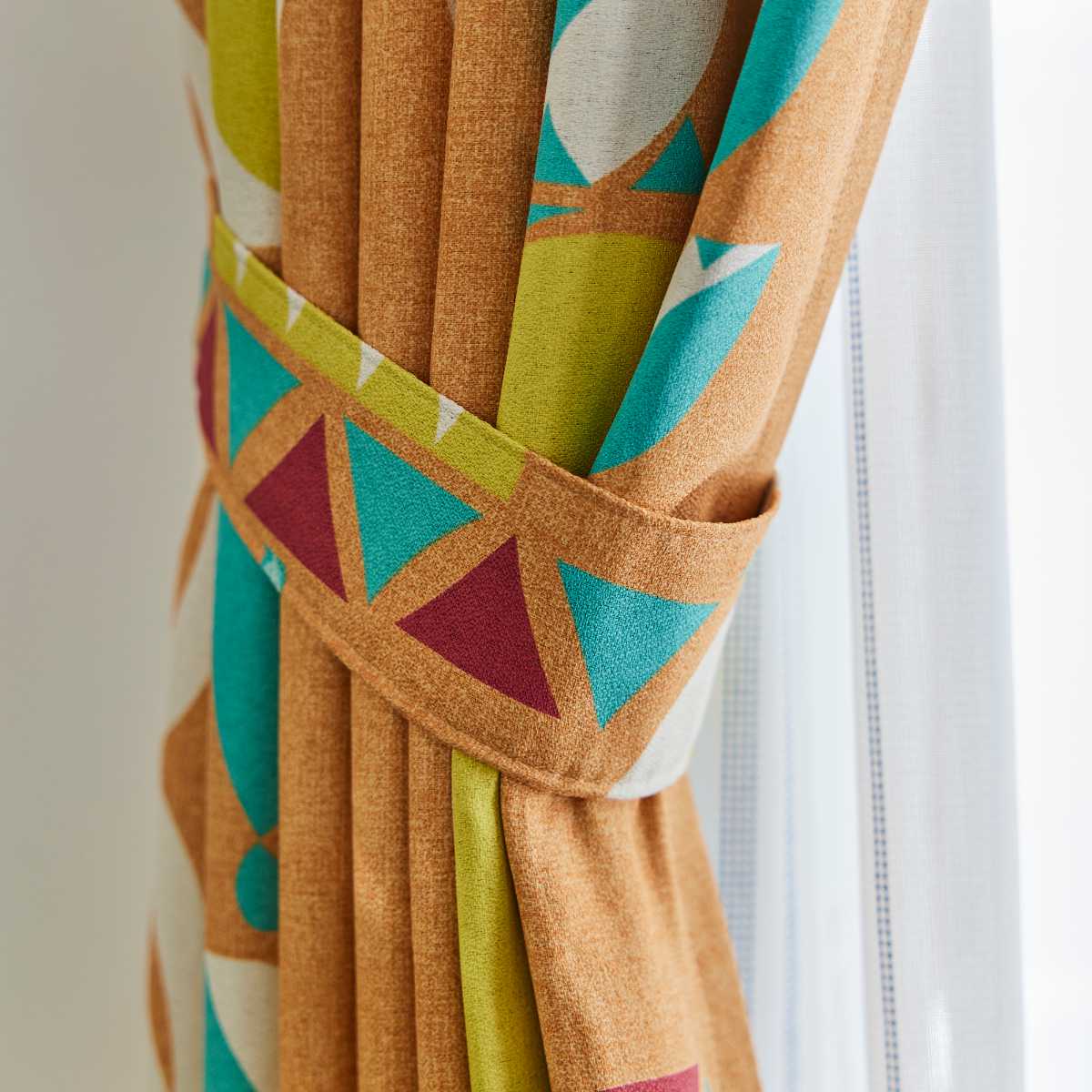 スミノエ カーテン 遮光3級 チューリッペン 100×200cm 1枚入り