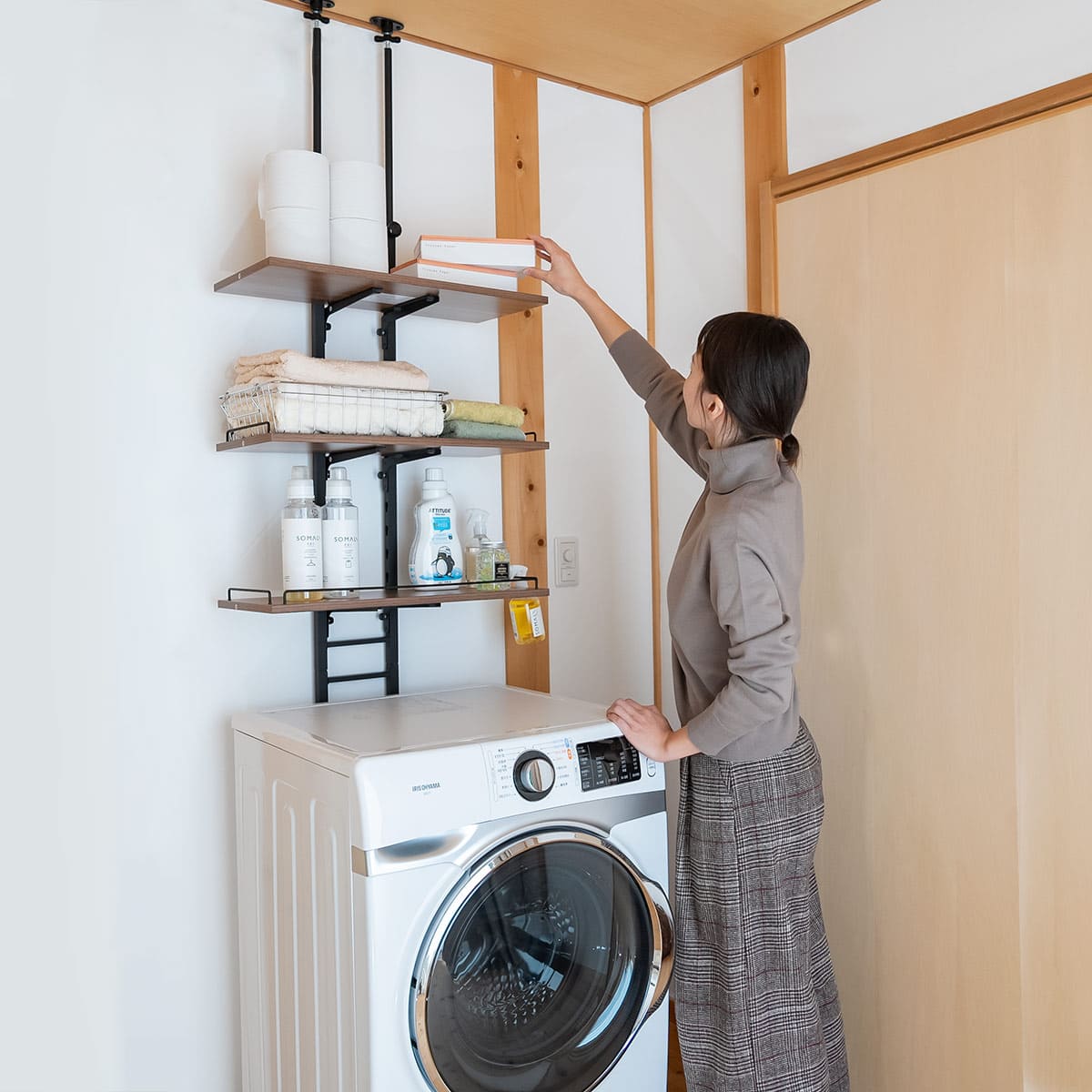 ホームテイスト（HOME taste） 突っ張り ランドリーラック 工具不要 棚