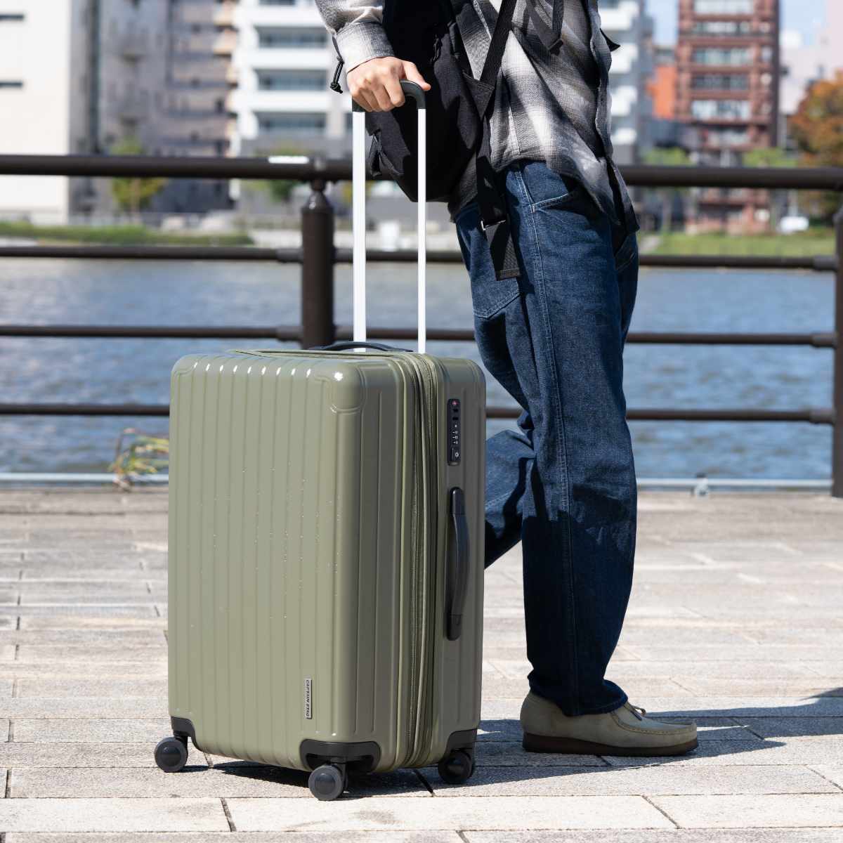 CAPTAIN STAG（キャプテンスタッグ） スーツケース 61L TSAロックWF
