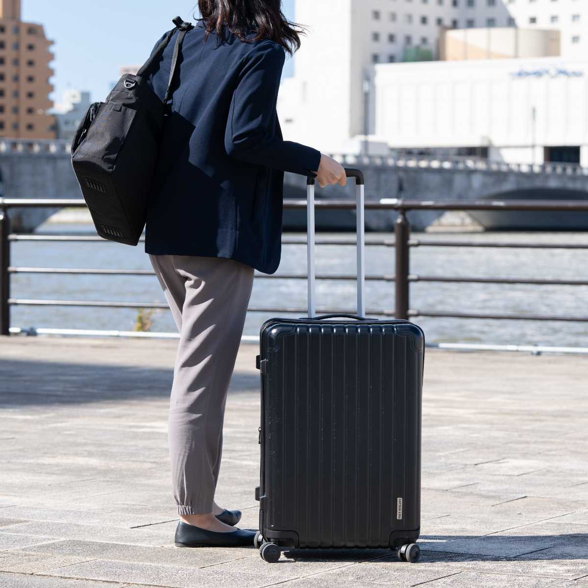 CAPTAIN STAG（キャプテンスタッグ） スーツケース 61L TSAロックWF