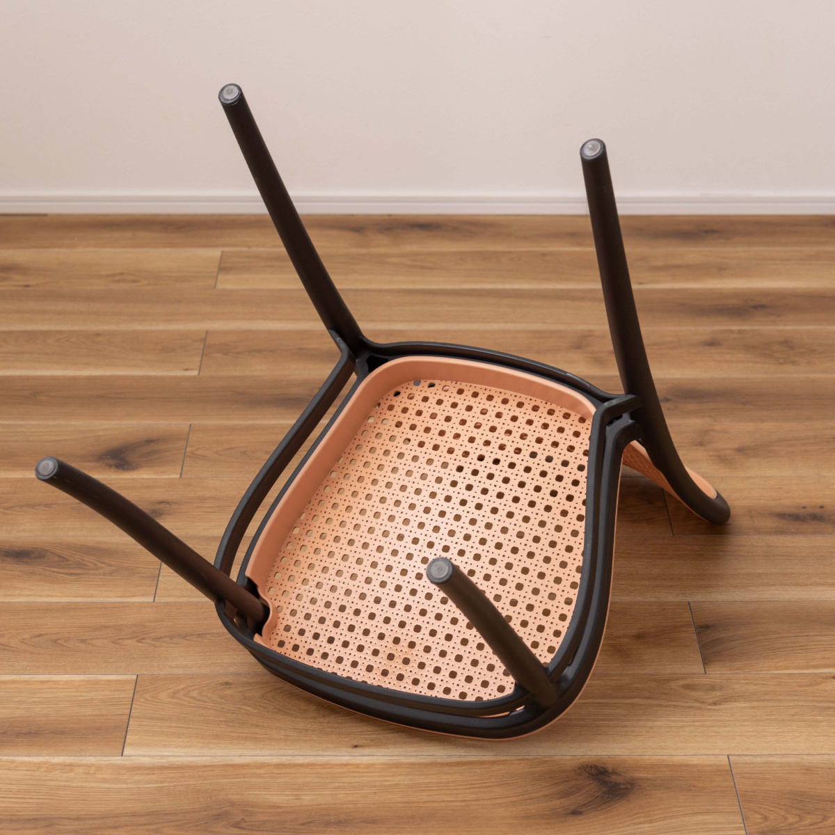 東谷 スタッキングチェア ラタン調 座面高46cm 軽量 （ 椅子