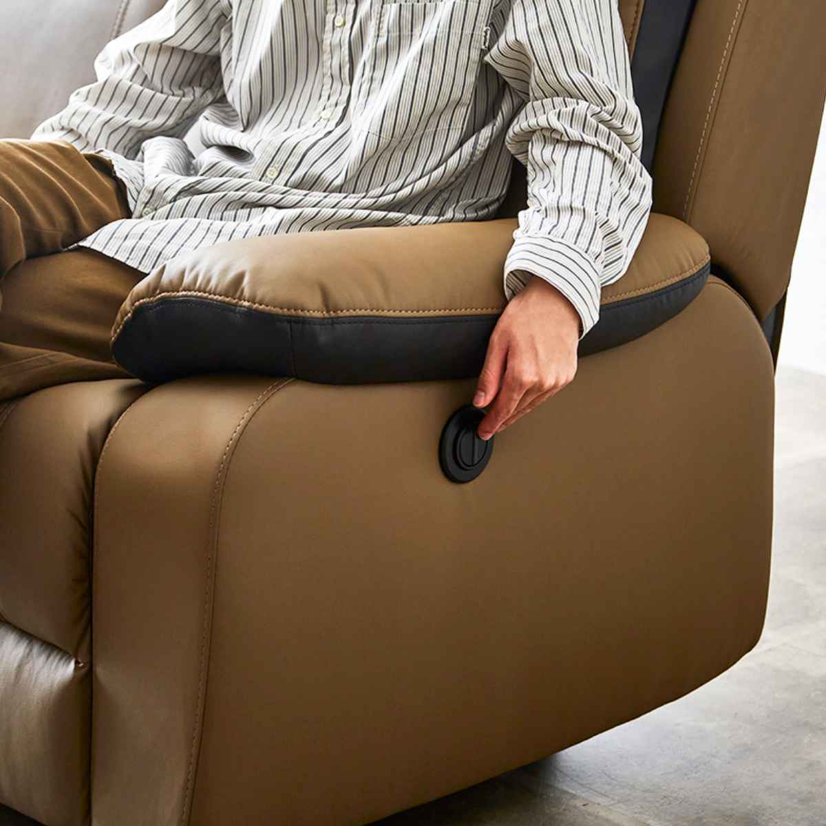 ホームテイスト（HOME taste） 電動リクライニングソファ 3人掛け PU