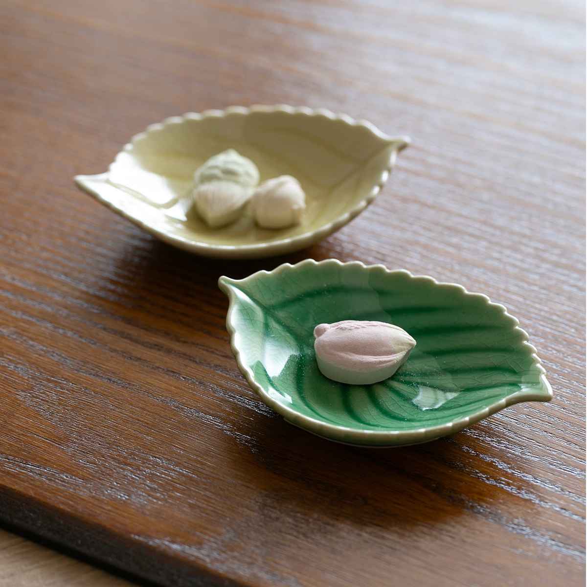 半月膳 36×32cm 漆塗り 天然木 ランチョンマット ( お盆 トレー 半月膳 36×32cm 漆塗り 天然木 ランチョンマット ( お盆 トレー