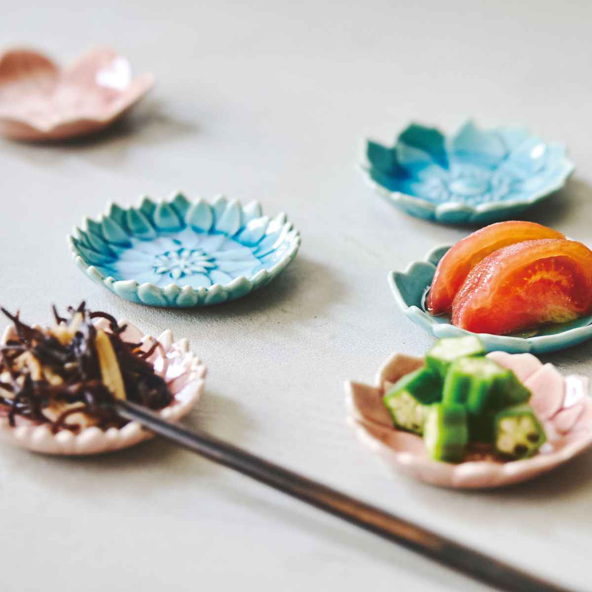 aito製作所 豆皿 ダリア 7cm 形 陶器 瀬戸焼 （ 食洗機対応 電子レンジ