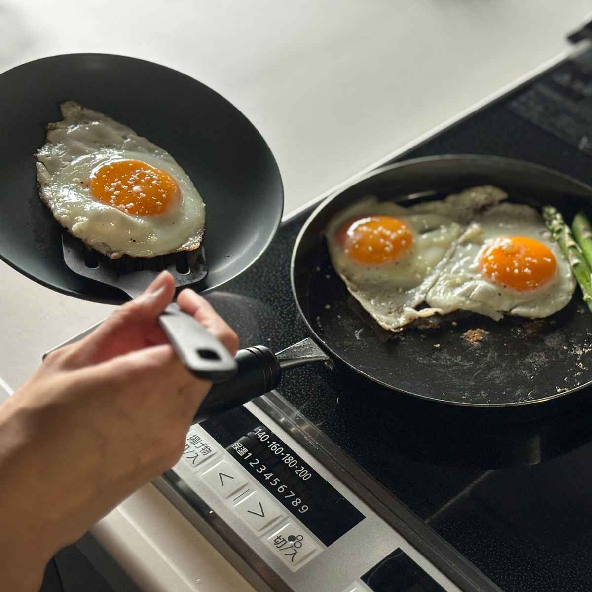 bws SELECTION 鉄フライパン 20cm IH対応 ガラス蓋付き 目玉焼きが