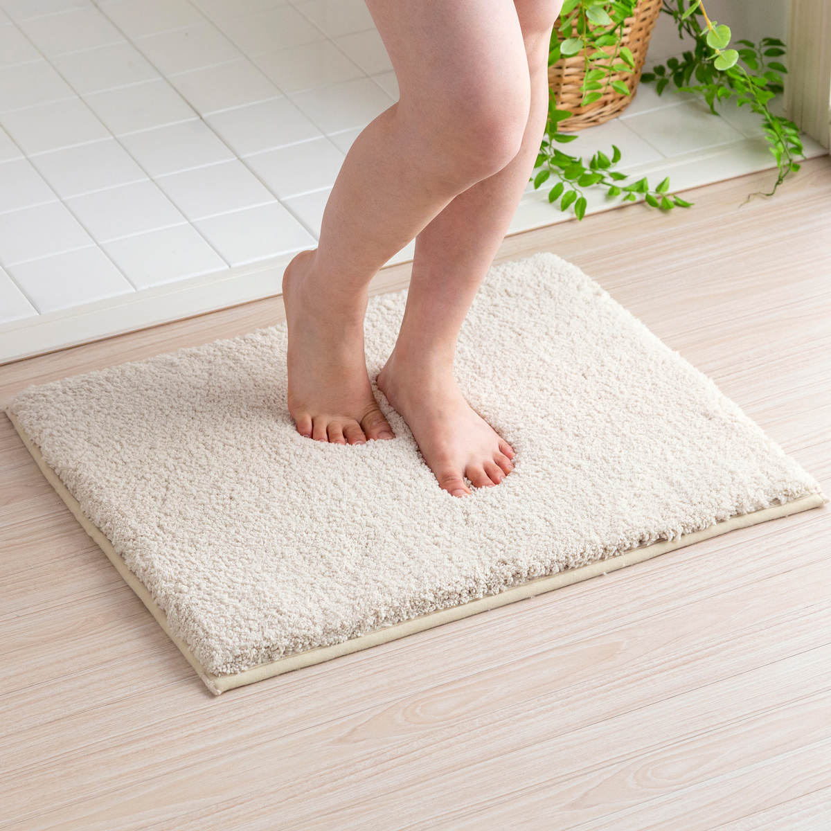 バスマット 45×60cm 思わず頬ずりしたくなるバスマット ANGEL STEP