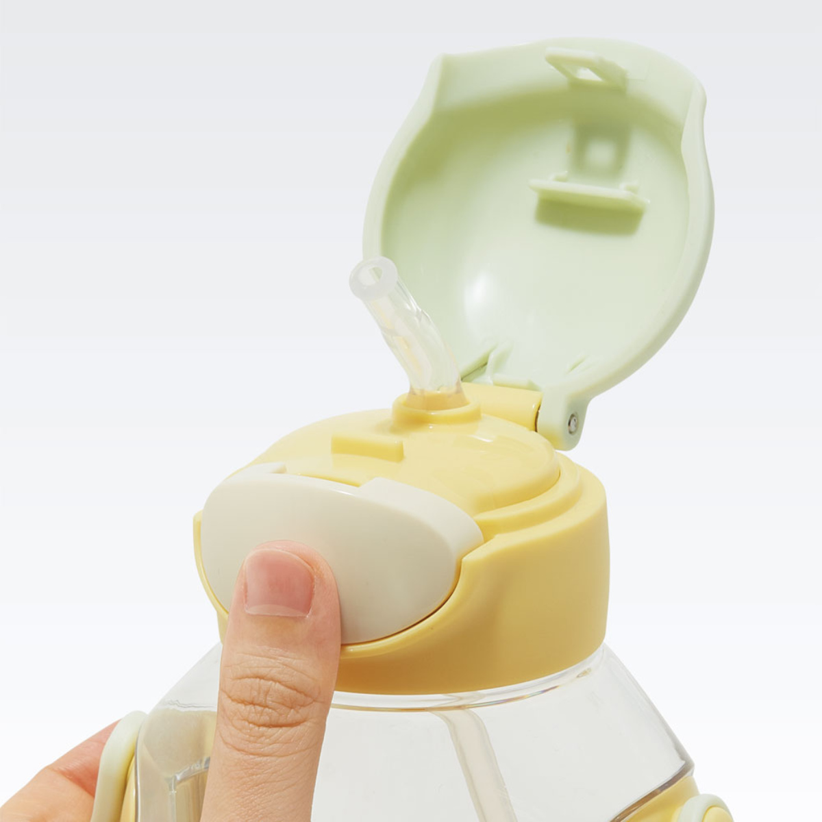 スケーター 水筒 530ml ワンプッシュストローボトル おさるの スケーター 水筒 530ml ワンプッシュストローボトル おさるの