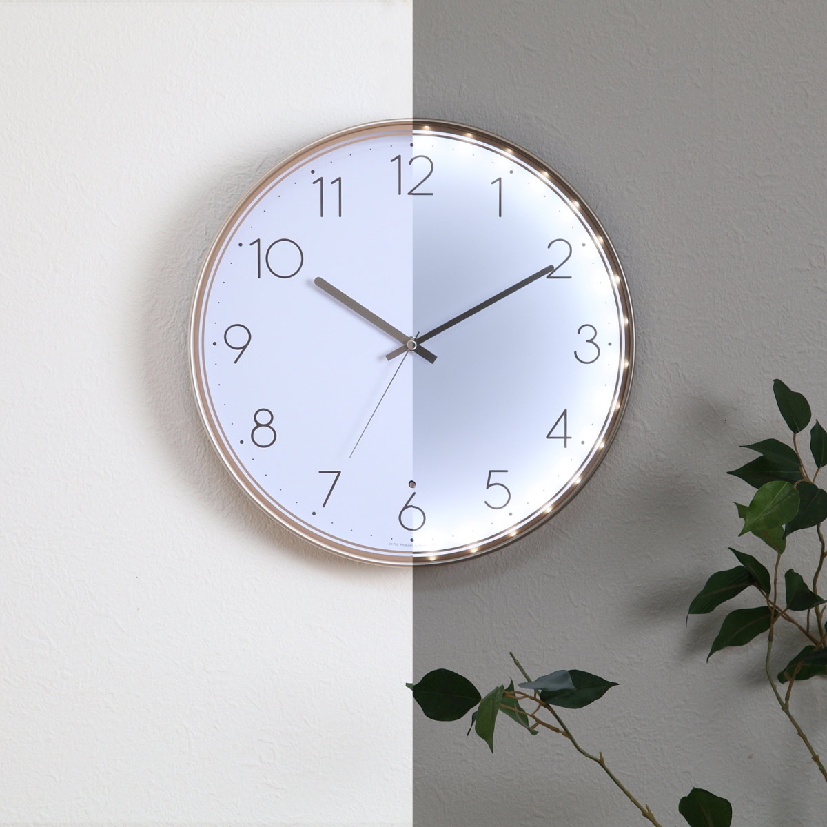 ノア精密 掛け時計 常時点灯掛時計 ルーシー ライト付き 直径35cm