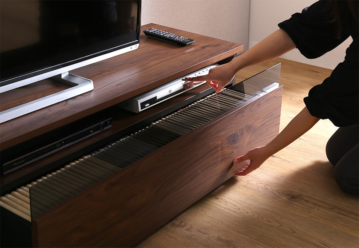 テレビ台 幅150cm ローボード 北欧風 ルーバーデザイン LINE （ テレビボード テレビラック TV台 TVボード TVラック AVボード  AVラック リビング収納 脚付き モダン フラップ扉 木目 ルーバー 格子 おしゃれ ） | リビングート　楽天市場店