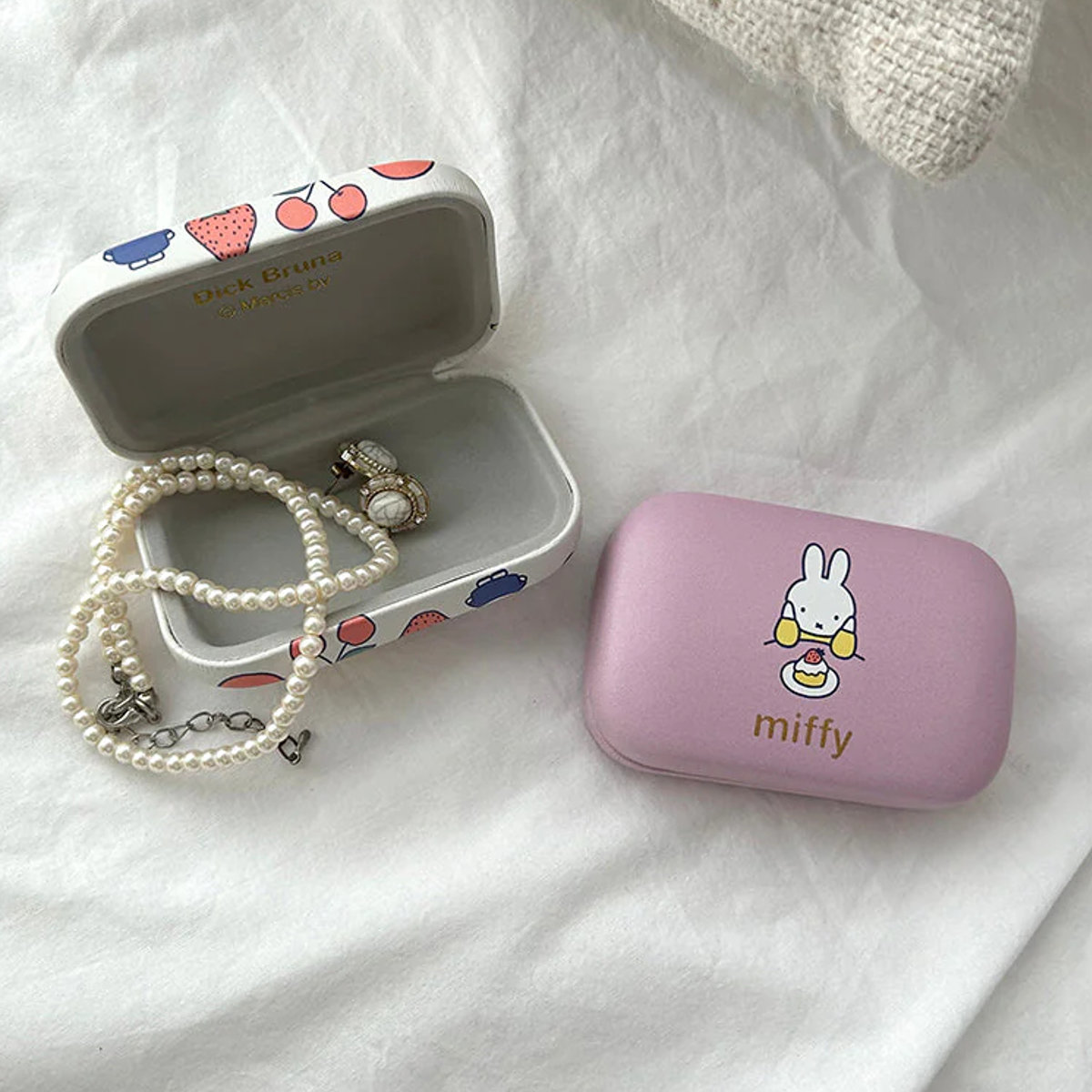 Miffy（ミッフィー） アクセサリーケース 持ち運び DB キャリング