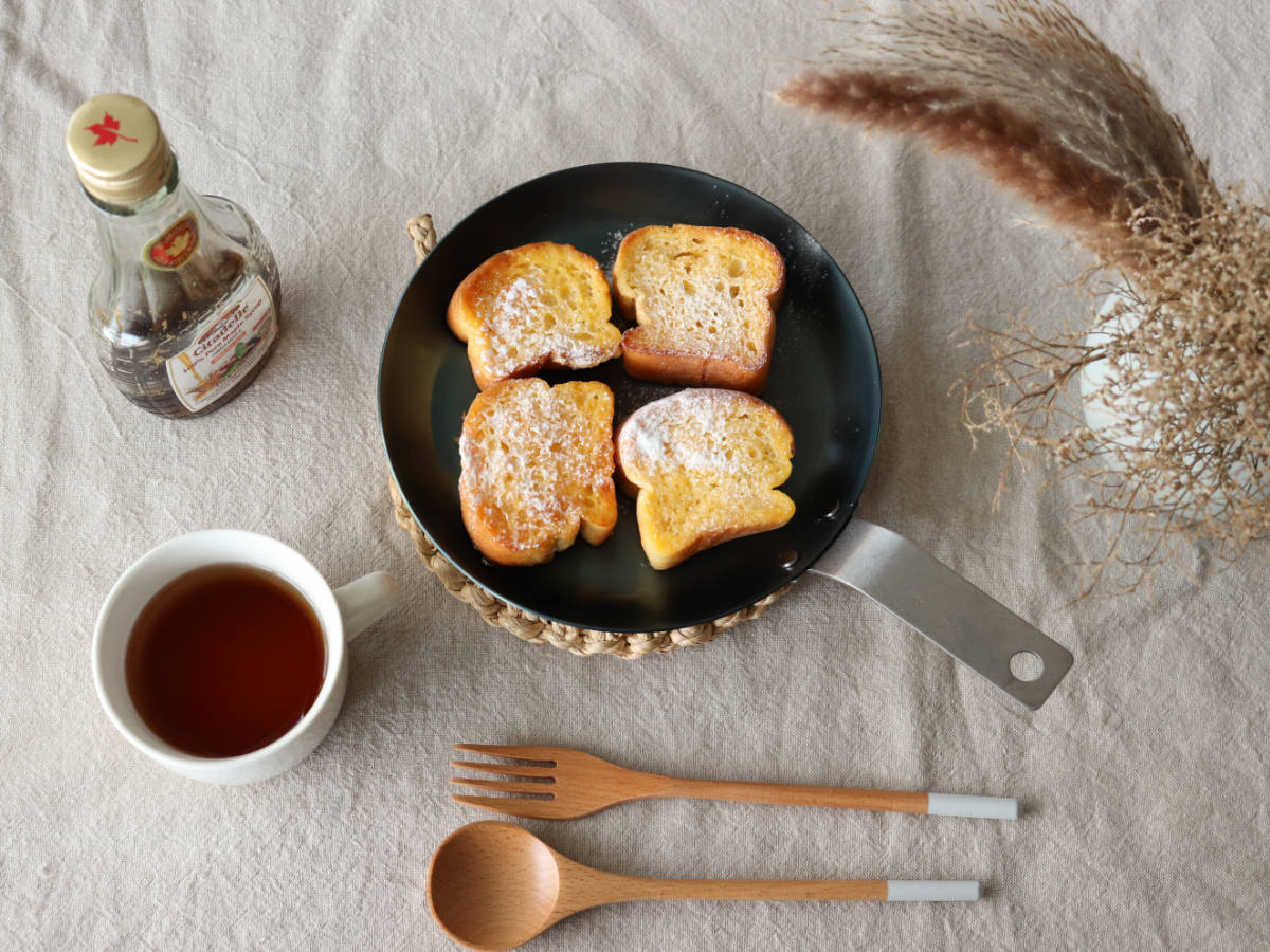 鉄フライパン 18.5cm IH対応 浅型 オーブン対応 使いやすいモーニング