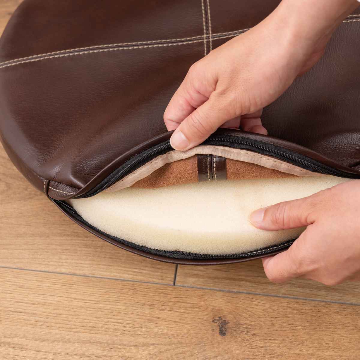 東谷 シートクッション ボンデッドレザー 直径38cm （ チェアパッド