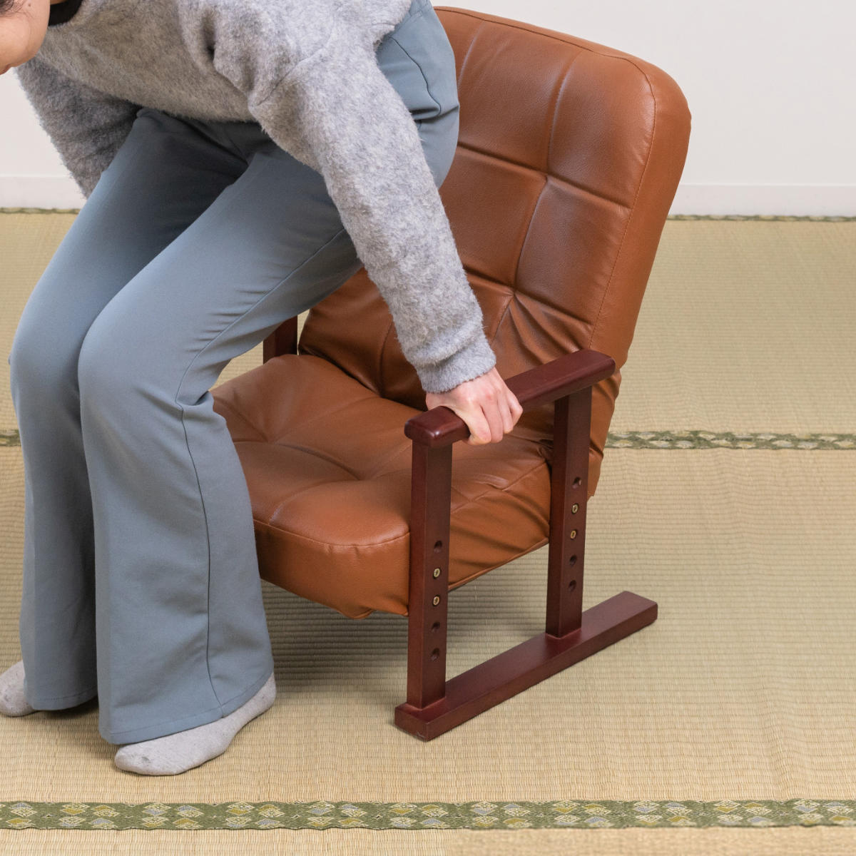 高座椅子 高齢者 座面高18〜27cm 7段階リクライニング 高さ調節 PVC生地 （ チェア 椅子 ソファ 1人掛け リクライニングチェア 折りたたみ ウレタン ） | ブランド登録なし | 17