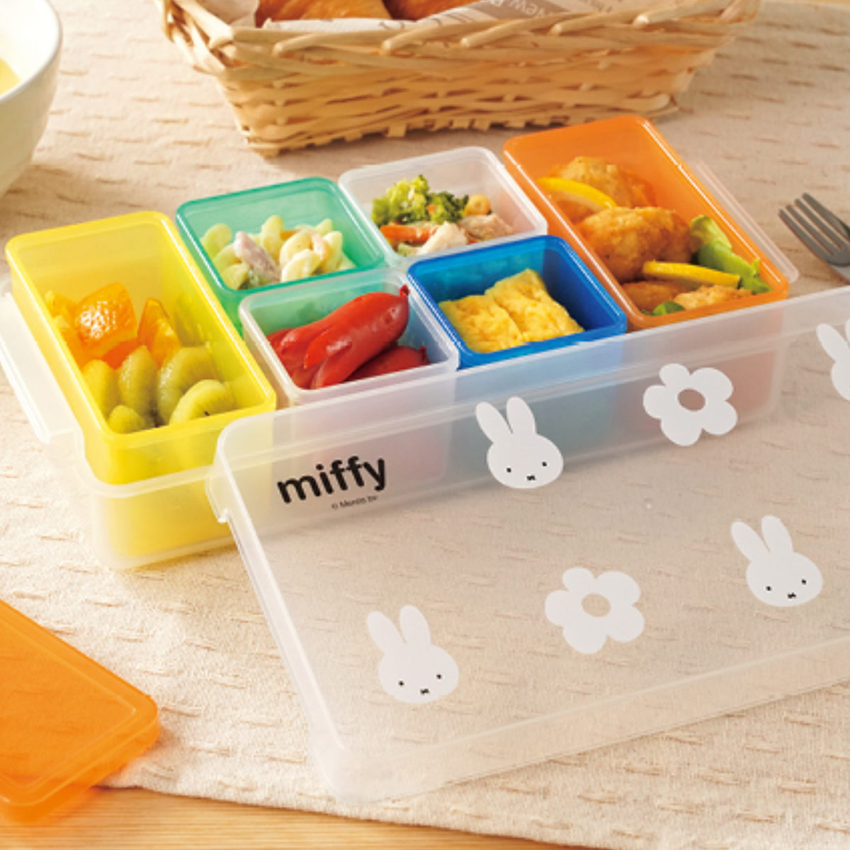 タマハシ 保存容器 100ml×4個入 200ml×2個入 ミッフィー キューブ