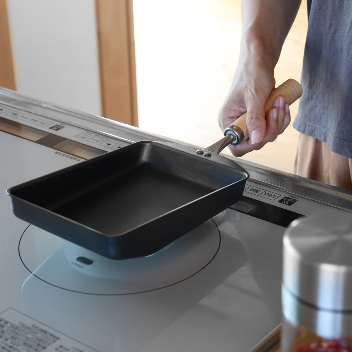 ハンドメイド作家　軽い鉄フライパン24cm、軽い鉄たまご焼き器　セット 楽天市場】鉄 フライパン（卵焼き器｜鍋・フライパン）：キッチン用品