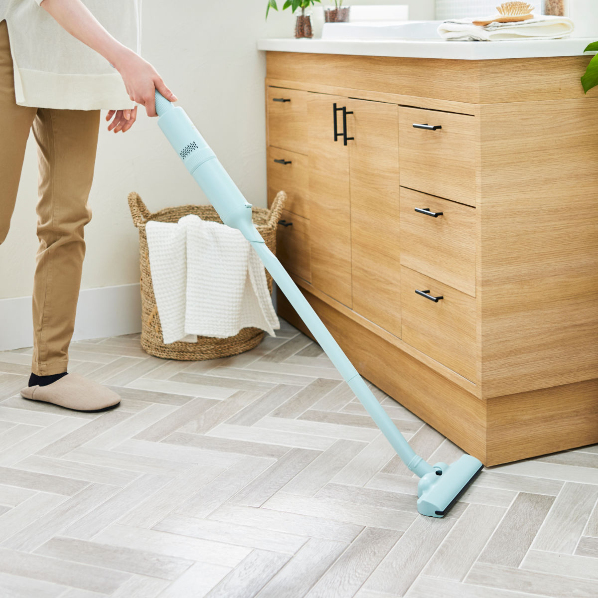 BRUNO（ブルーノ） スティッククリーナー 2WAY スリム USB充電式