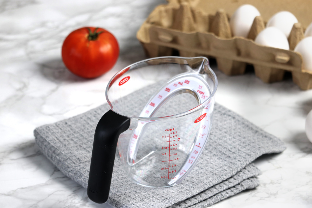 OXO（オクソー） 計量カップ 500ml アングルドメジャーカップ 中 GG