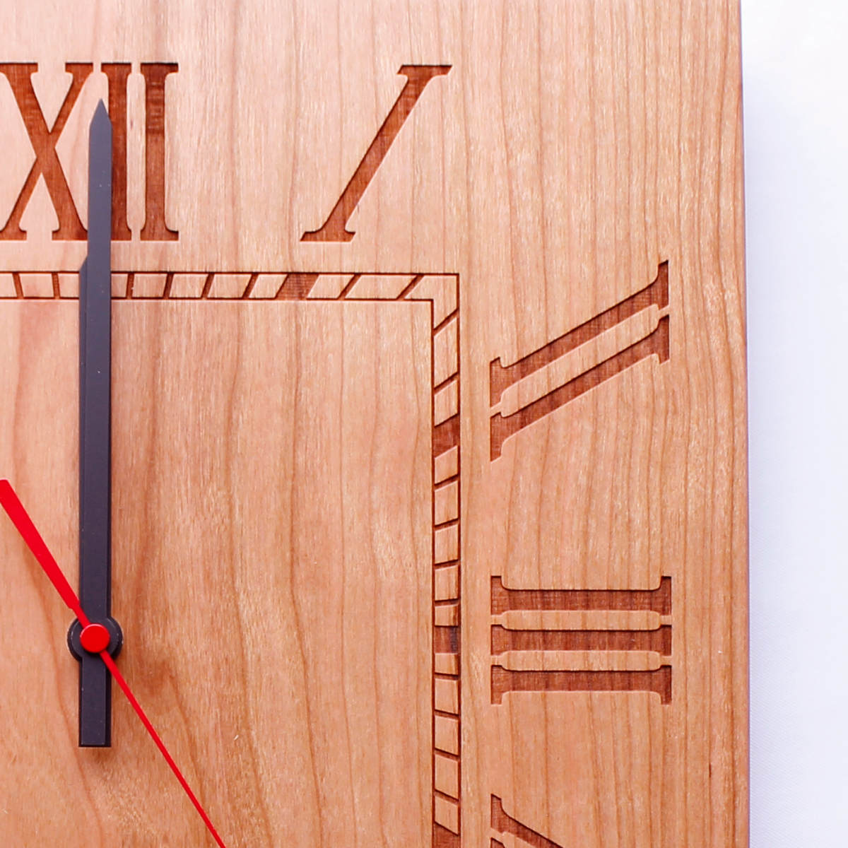 ヤマト工芸 掛け時計 木製 yamato MUKU-ローマ数字- （ 壁掛け時計