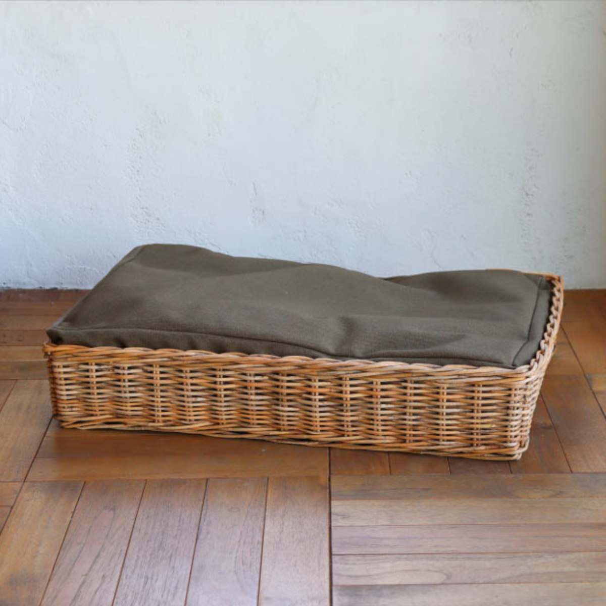 Creer ベッド 猫 四角 ラタン クッション付き 洗える （ ペットベッド