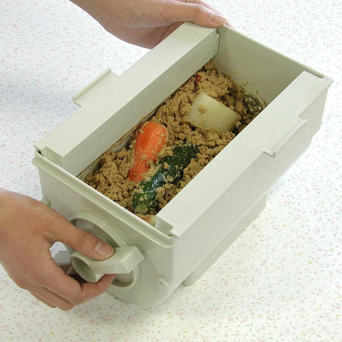 ぬくぬくぬくさん専用出品 SONiC（ソニック） かんたんらくらく ぬか漬け器 ぬか楽 （ ぬか漬け