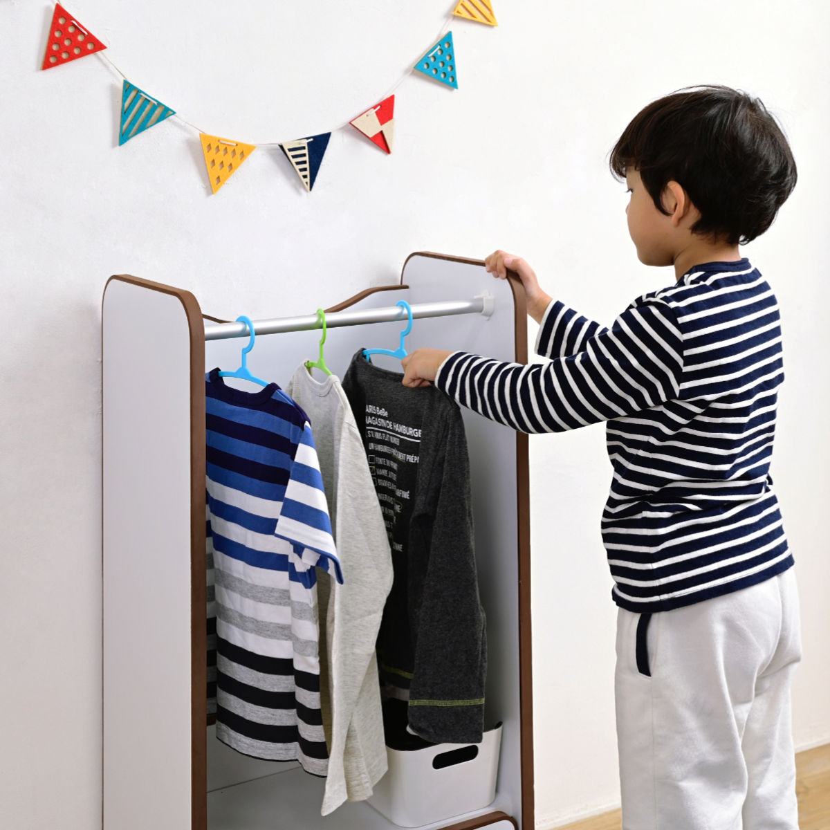 キッズハンガーラック 引出し収納付 エッジソフト 幅48cm （ ハンガー