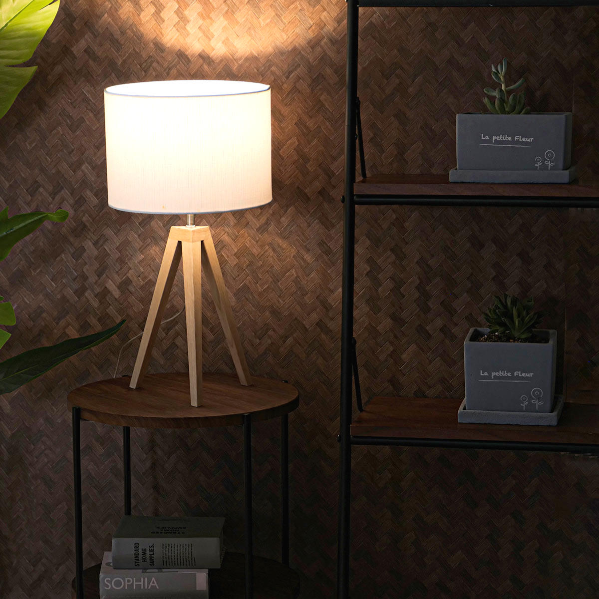 テーブルライト TRIPOD 北欧 おしゃれ スタンドライト 間接照明