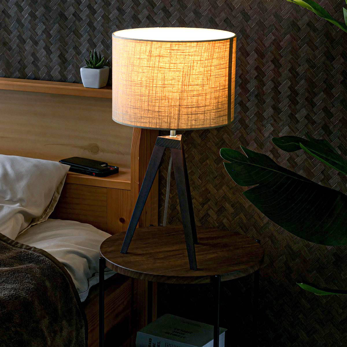 テーブルライト TRIPOD 北欧 おしゃれ スタンドライト 間接照明