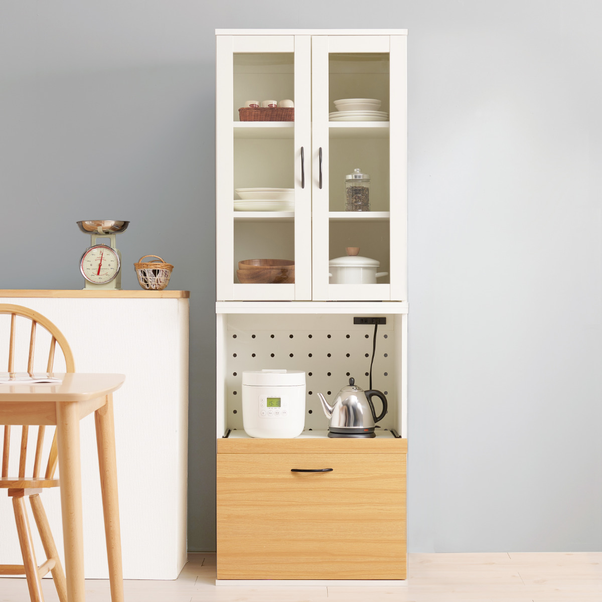 HAGiHARA（萩原） 並べて使える 食器棚 幅60cm 2口コンセント スライド