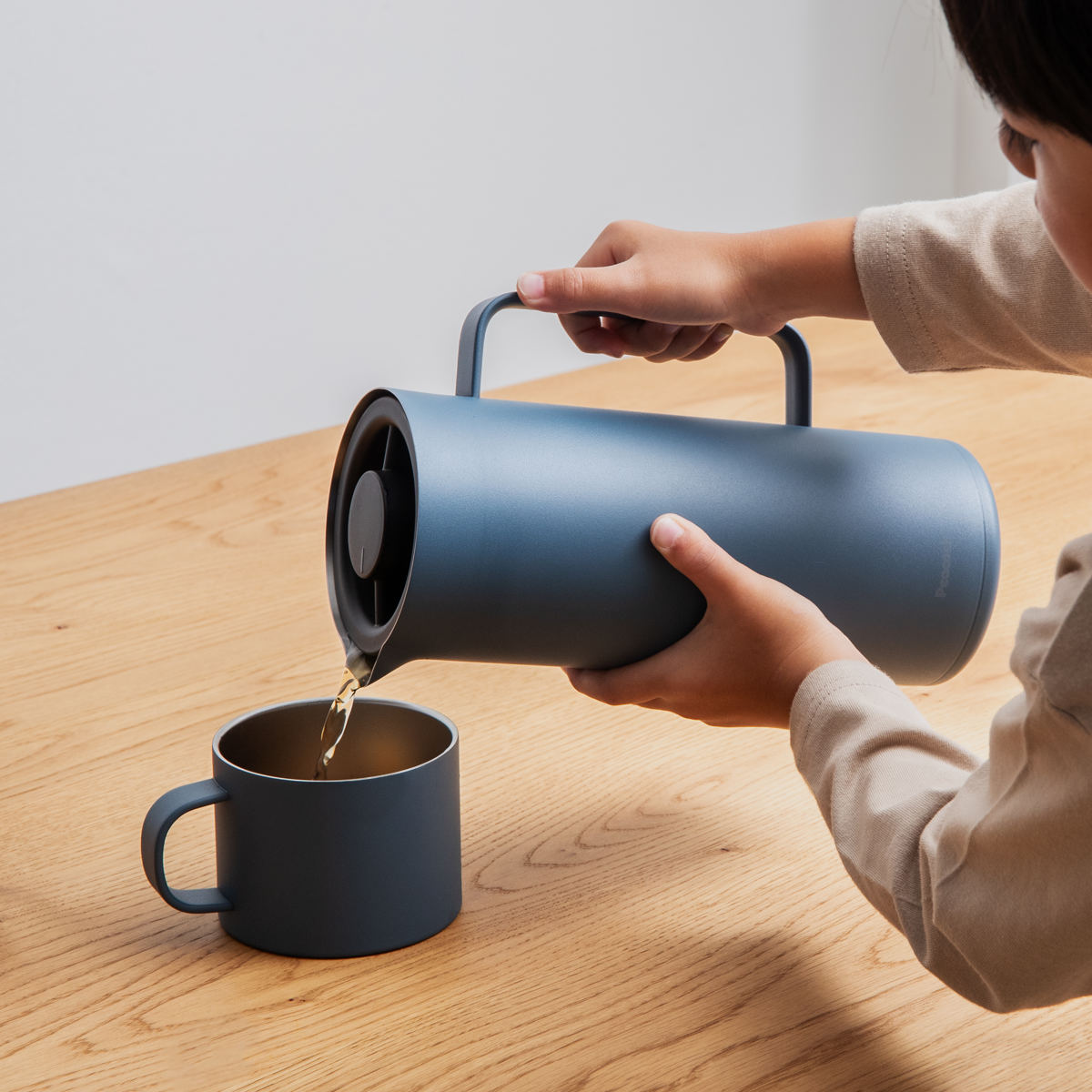 ピーコック魔法瓶工業 卓上ポット 1L 保温 保冷 リビングポット