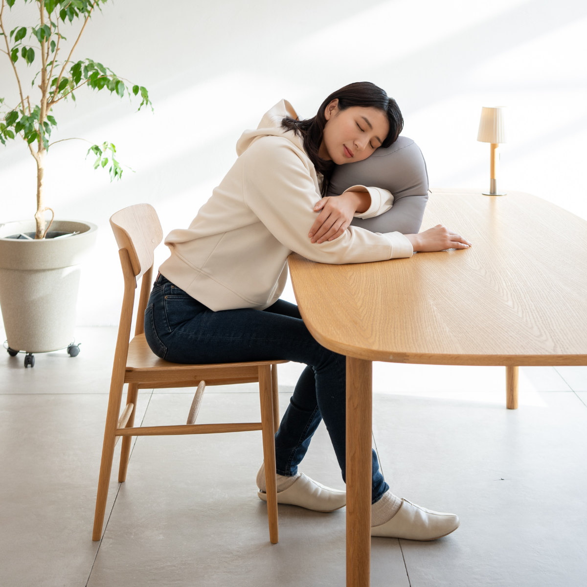 ビーズクッション ホール 幅35cm （ クッション 小さい ピロー 枕