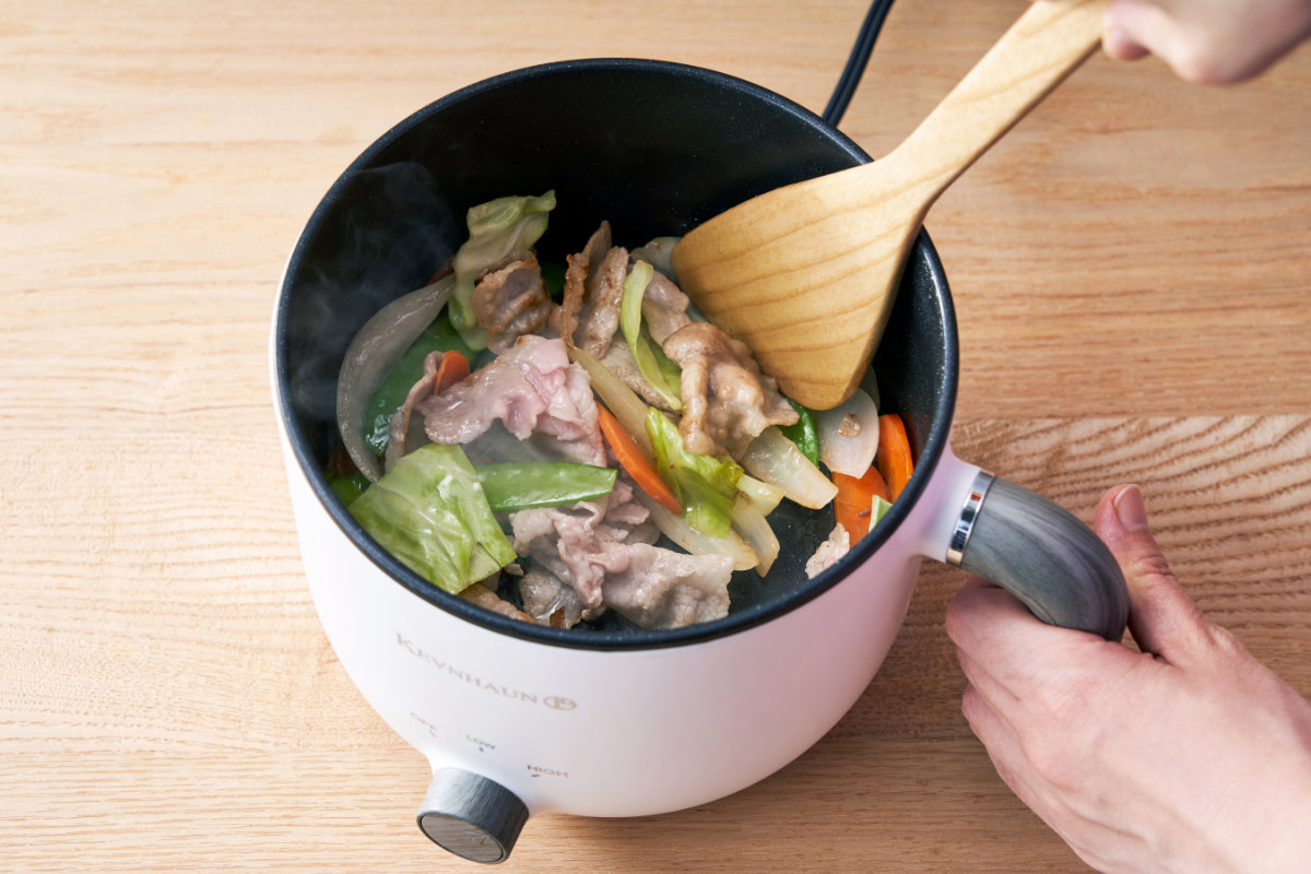 KEVNHAUN 電気マルチポット 1L 蒸し皿付き エッグスタンド付き 電気鍋