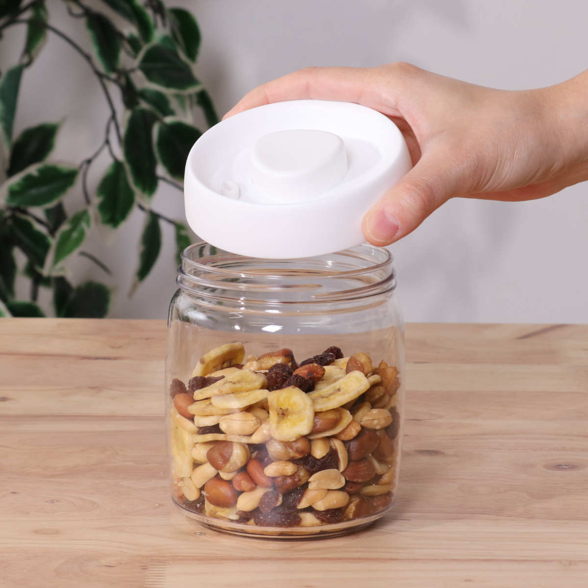 不二貿易（Fuji Boeki） 保存容器 800ml PUSH 空気が抜ける
