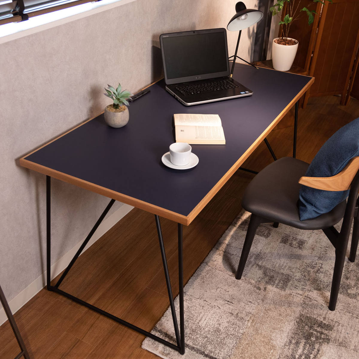 新品‼️ ブラック色　ワークデスク　パソコンデスク　作業台　机 筑波産商 ワークデスク 幅135cm メラミン天板 グレイス （ 開梱設置