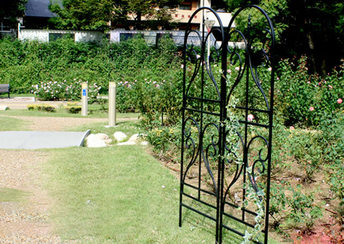 フェンス アイアントレリス フィニアル 高さ183cm 4枚組 （ アイアン