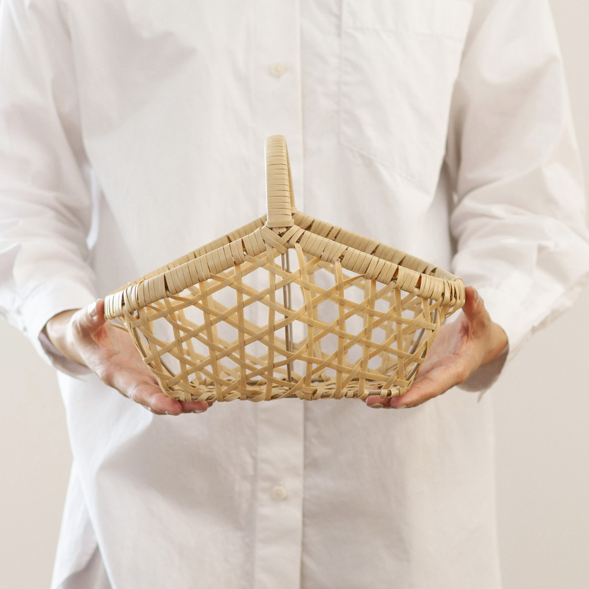 かご バンブス フェイク PE 竹 ワンハンドル バスケット 山型 洗える