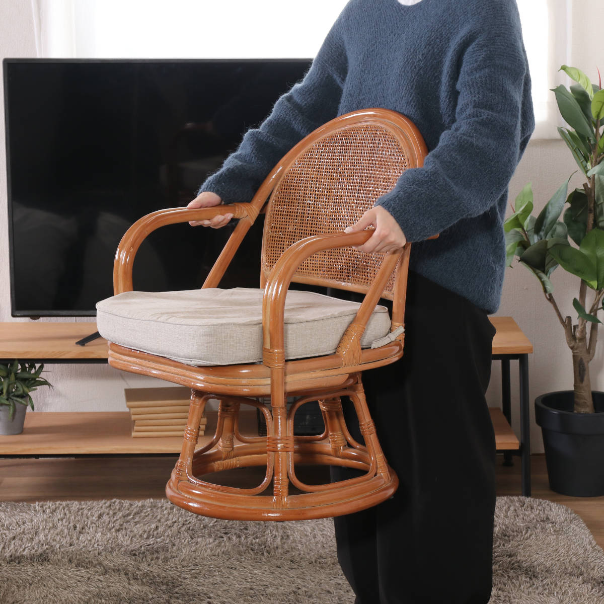 不二貿易 ラタン 回転チェア 座面高33cm クッション付 ミドル