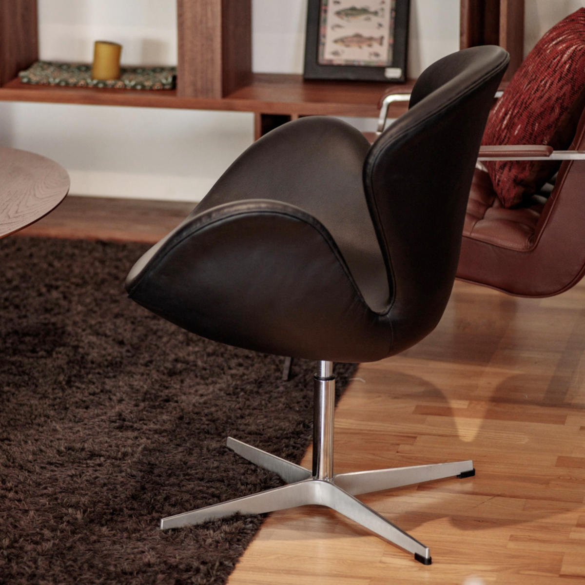 【新品・送料無料】VINTAGE レザーチェア ロイズ 新品・送料無料》VINTAGE レザーチェア ロイズ