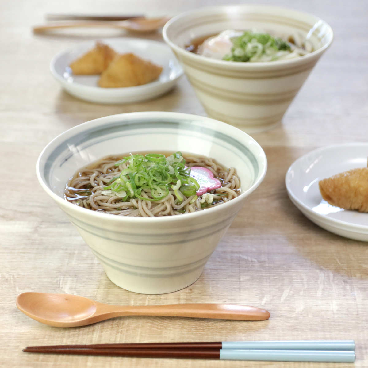 人気作家　rutawarawajifuさん　大きめ丼　麺鉢　ペア新品未使用 aito製作所 麺鉢 スプーン ペアセット スピラル 磁器 木製 （ 食洗機