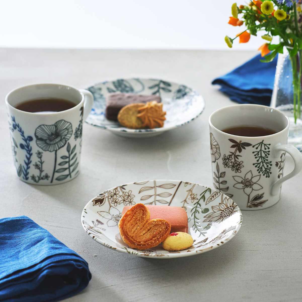 aito製作所 食器セット 4点セット フラワーパターン 磁器 美濃焼 （ 食