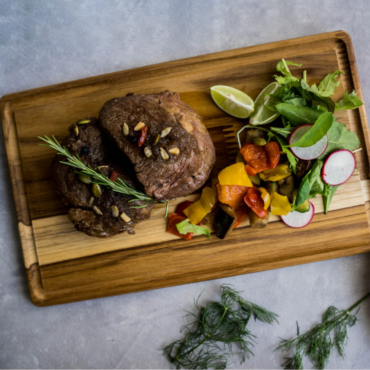 TRAMONTINA（トラモンティーナ） 木製まな板 M 33×20cm 抗菌