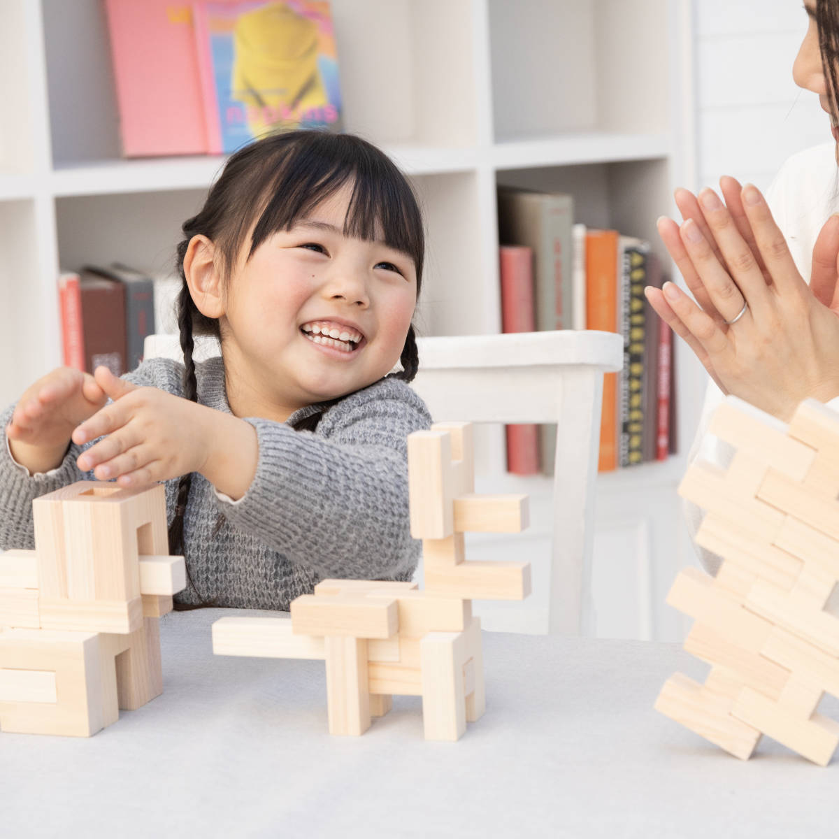 知育玩具 積み木 ひのきの積み木 HUI フーイ おもちゃ （ 木のおもちゃ