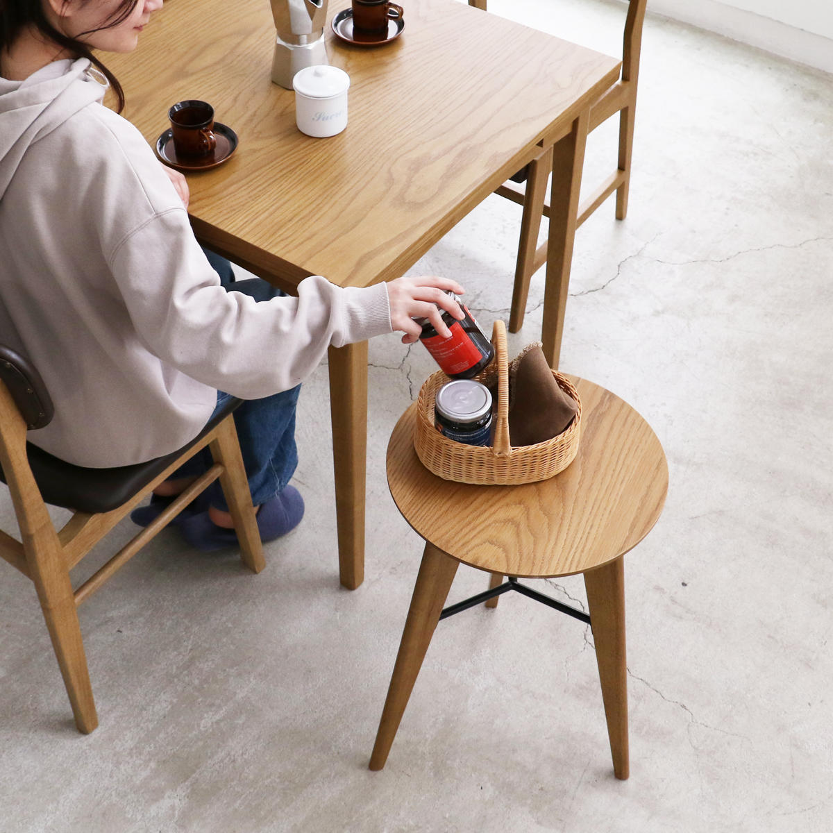 サイドテーブル 円型 直径38cm 高さ59cm ソフトヴィンテージ風 Rasic