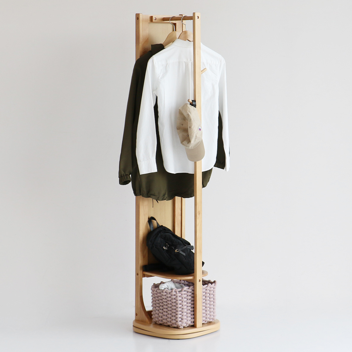 スタンドミラー 全身鏡 360度回転式 背面ハンガーラック 棚板付