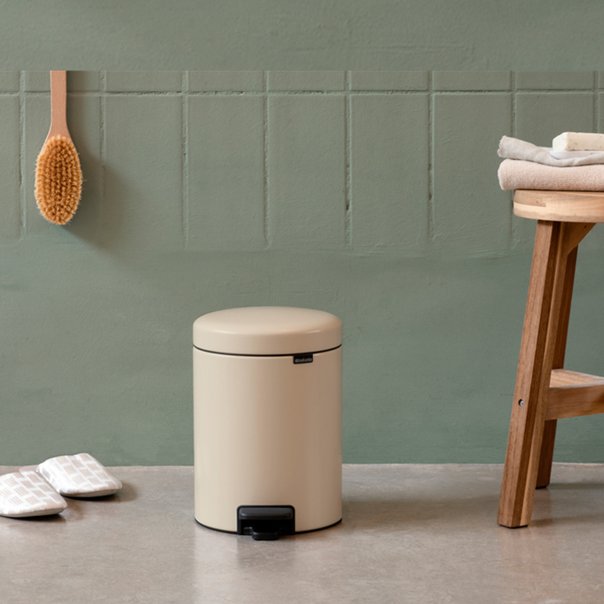 brabantia（ブラバンシア） ゴミ箱 3L ペダル式 ペダルビン （ ごみ箱