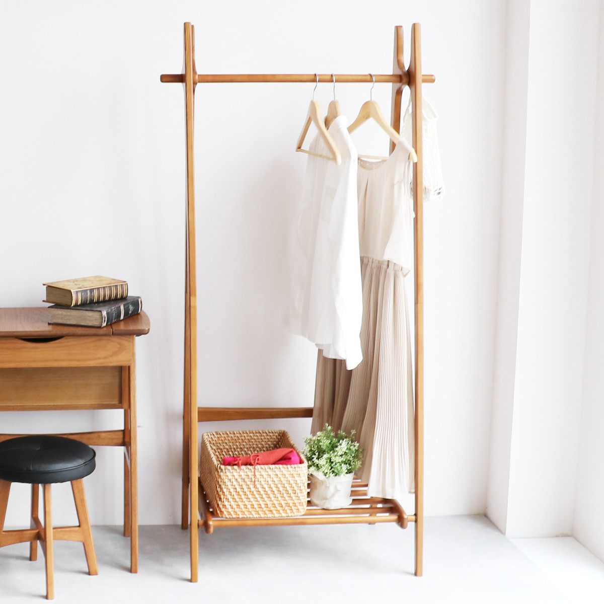 ハンガーラック 幅77cm 折り畳める 天然木 （ ハンガー ラック