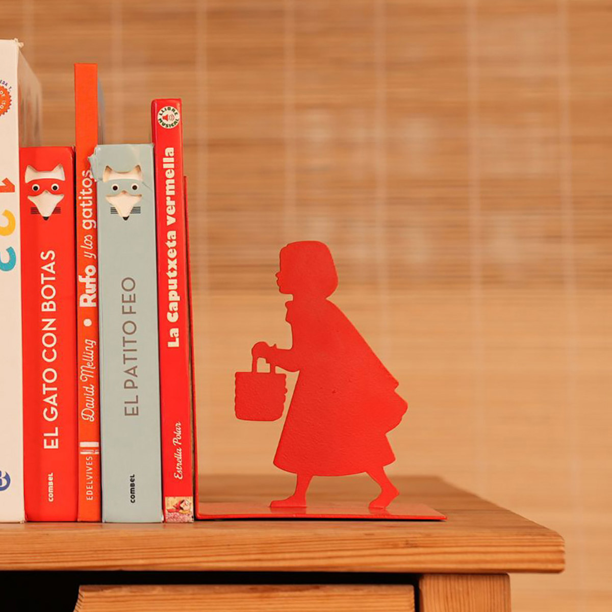 本棚　ブックスタンド　未使用　レッド　赤 アントレックス ブックエンド balvi リトルレッド 赤ずきん 倒れない